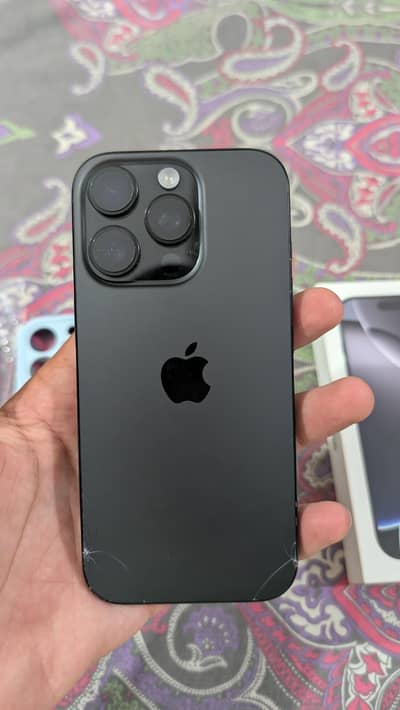 Apple iPhone 16 Pro