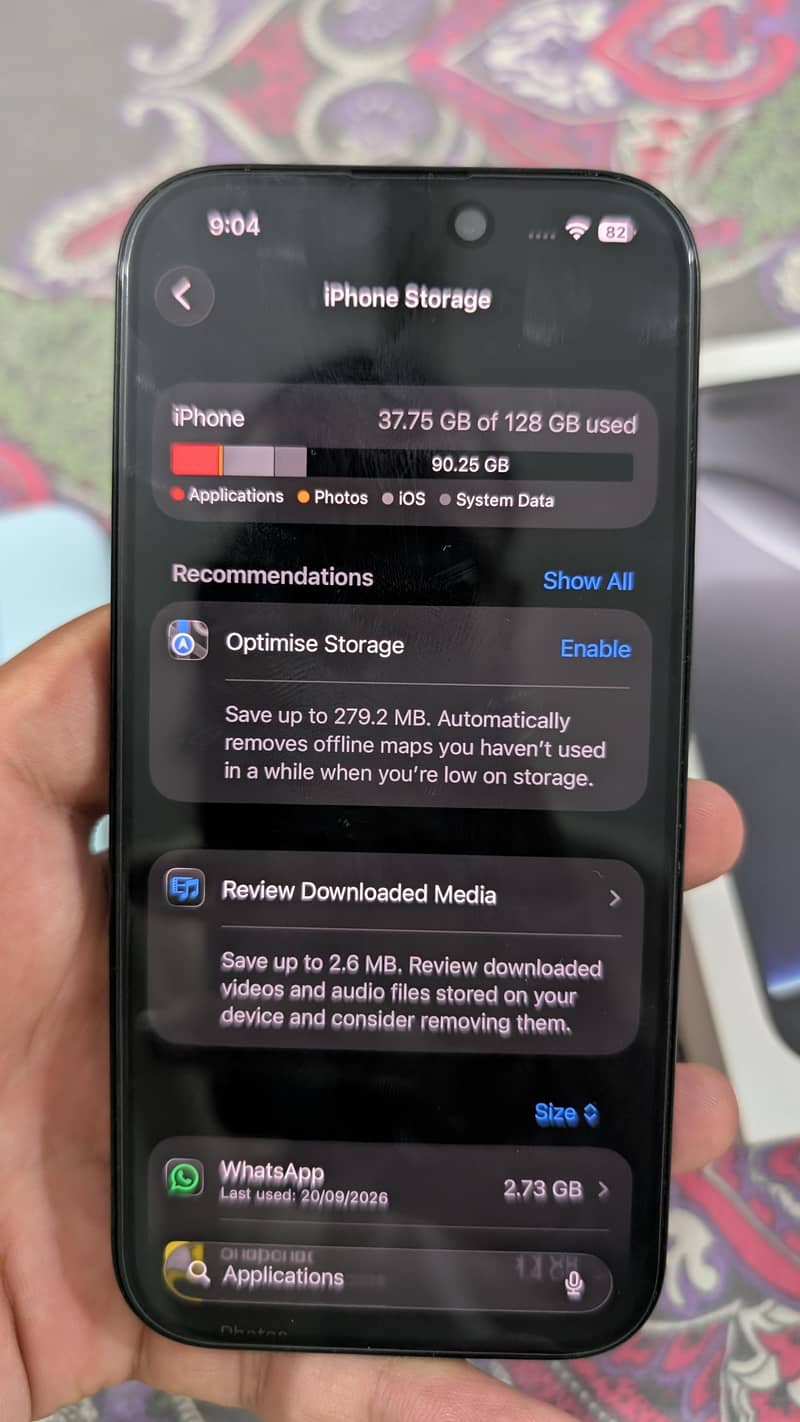 Apple iPhone 16 Pro 6