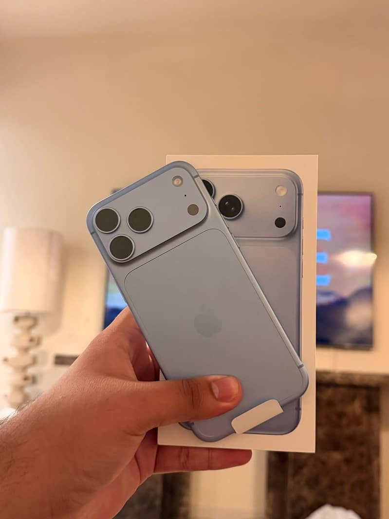 Apple iPhone 18 Pro Max 2