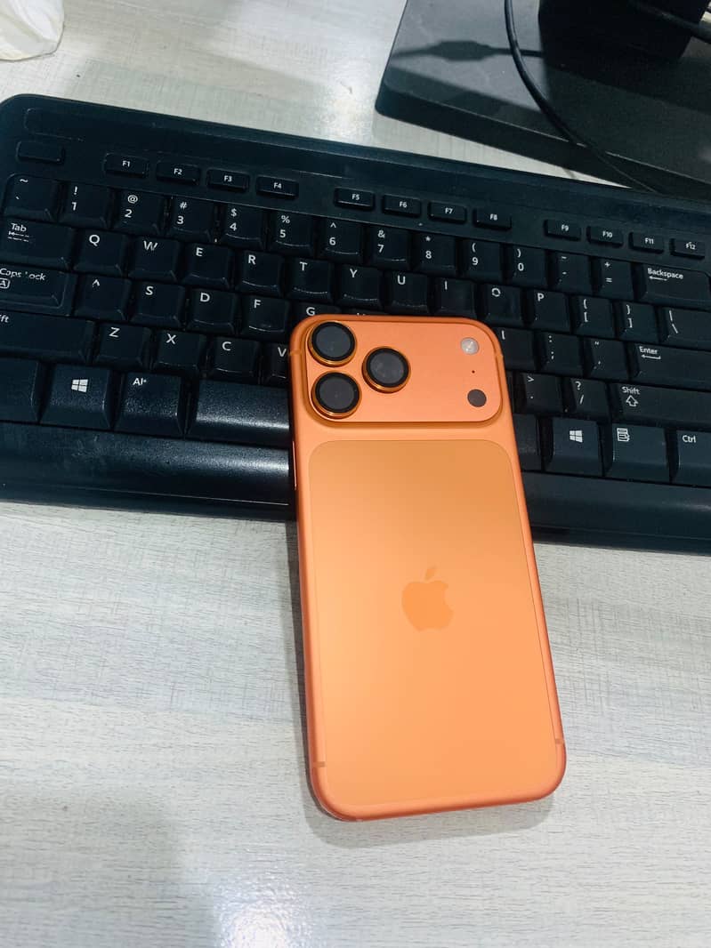 Apple iPhone 17 Pro Max 1