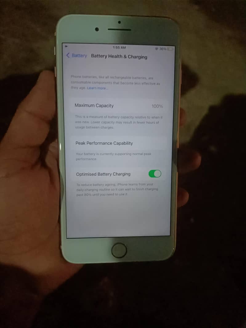 Apple iPhone 8 Plus 3