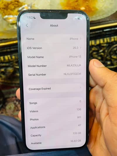 Apple iPhone 13