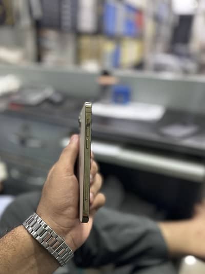 Apple iPhone 12 Pro