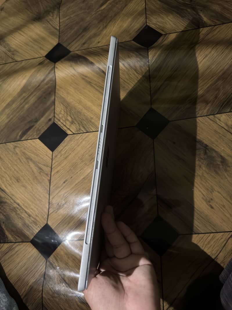 Microsoft Surface pro 7+ 2