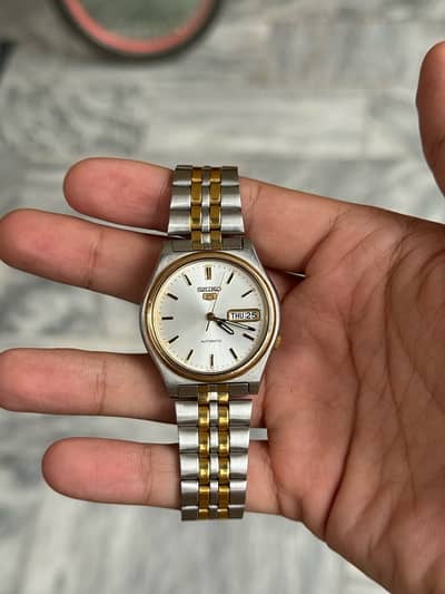 Seiko 5 Automatic with day and date Display.