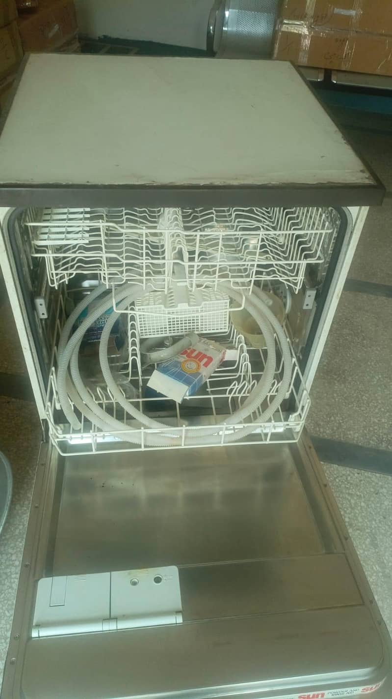 Dishwasher Philip's automatic 2