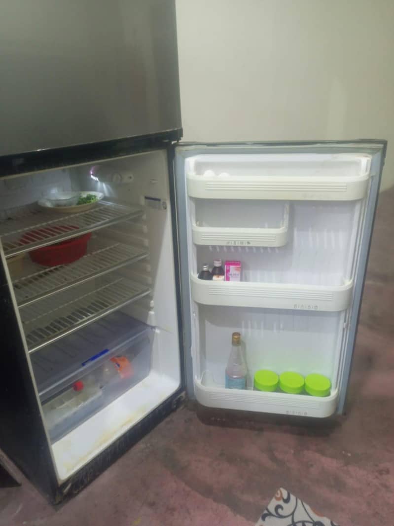 ORIENT REFRIGERATOR 4