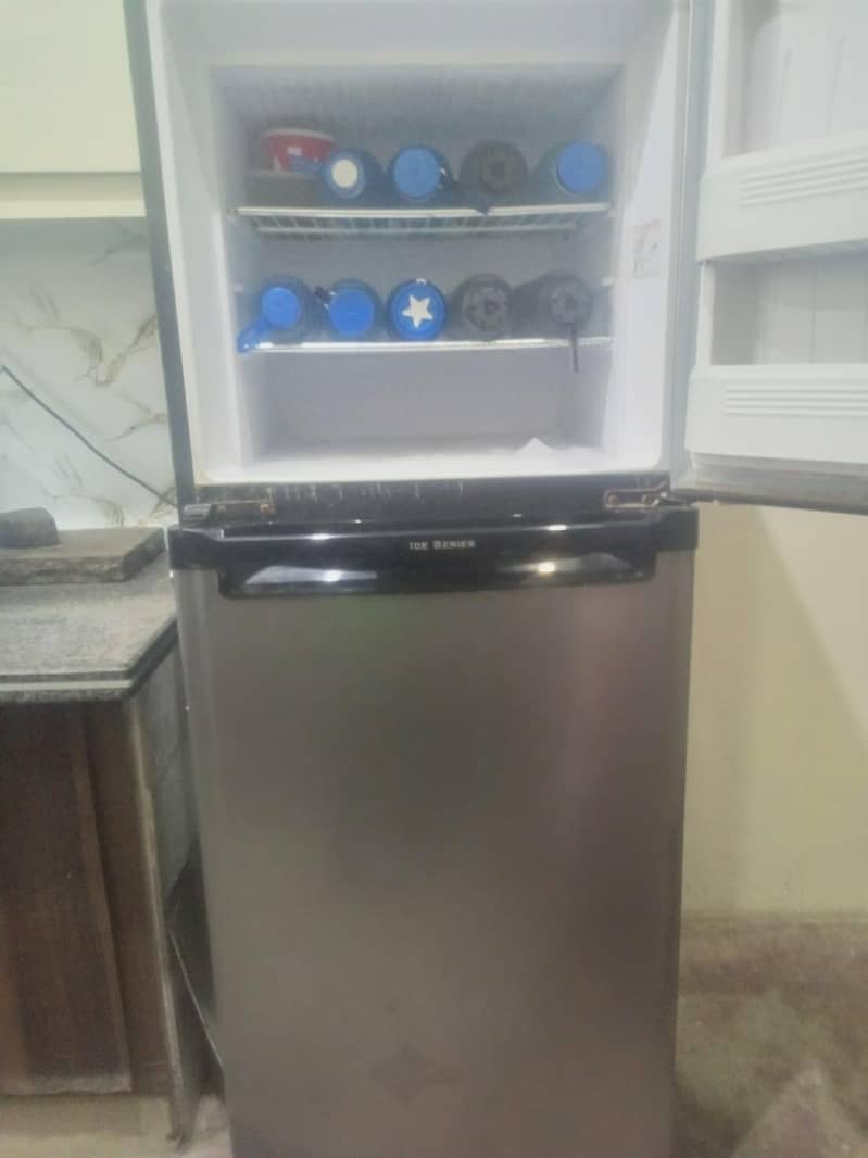ORIENT REFRIGERATOR 12