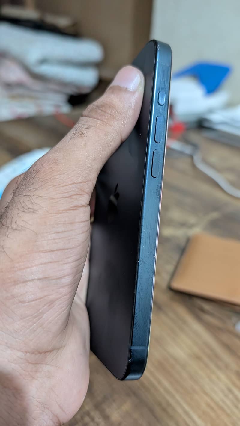 Apple iPhone 15 Pro - All okay 10/9 16