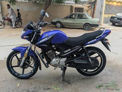 YBR 125 2022