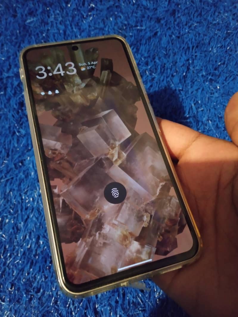 Google Pixel 8 6