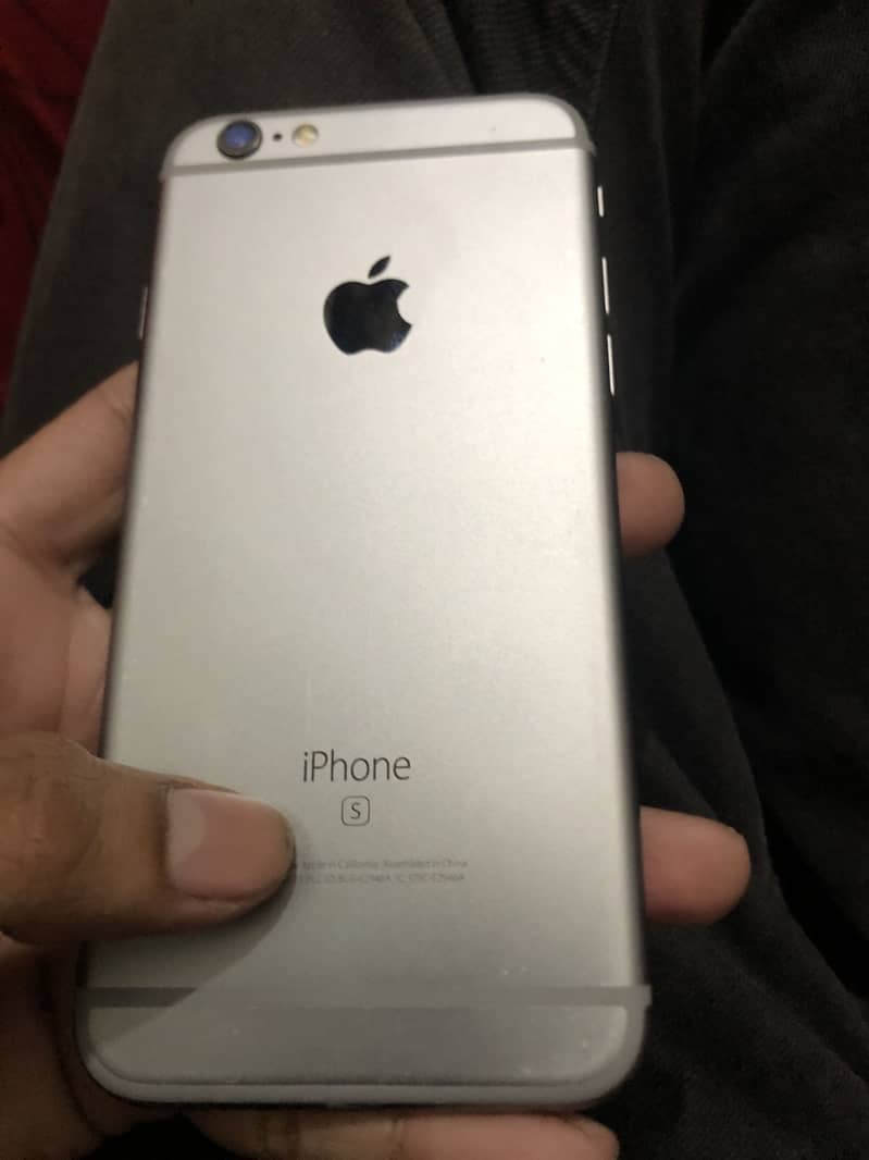 Apple iPhone 6S 1
