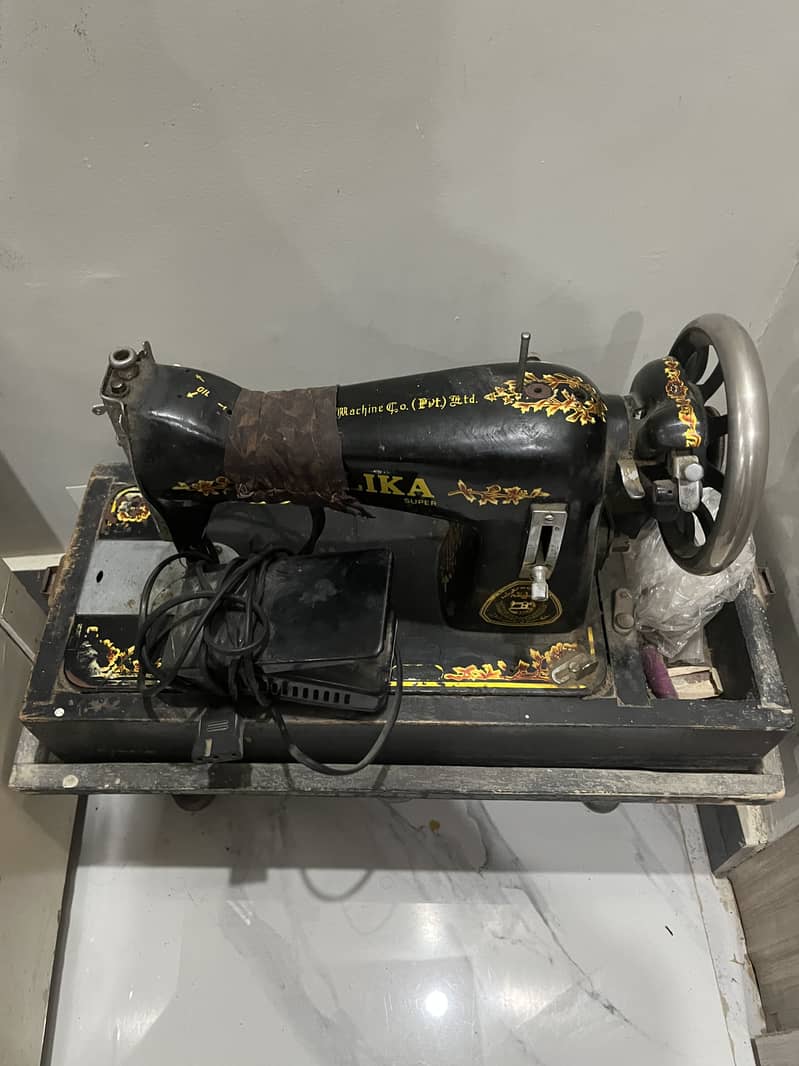 Sewing machine 4