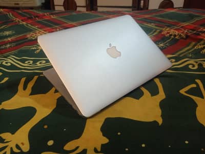 MacBook