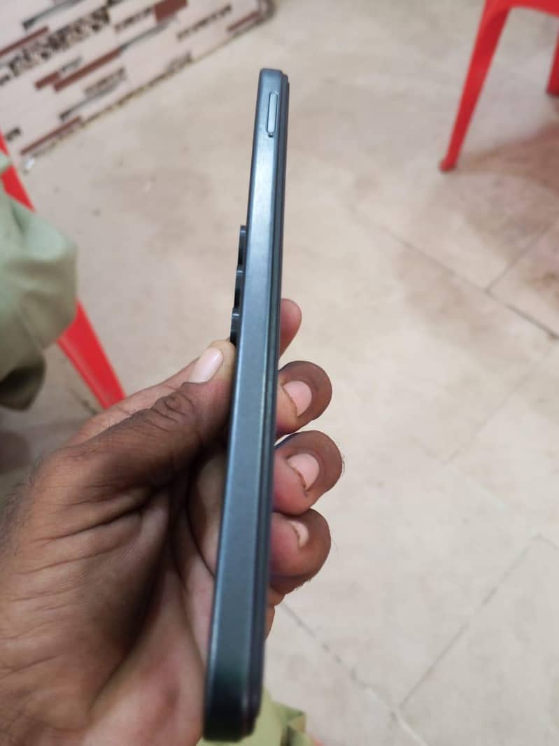 Itel A100 8
