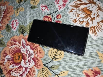 Vivo v30e 10/10 back pr jelly lgwai hoi hen. . .