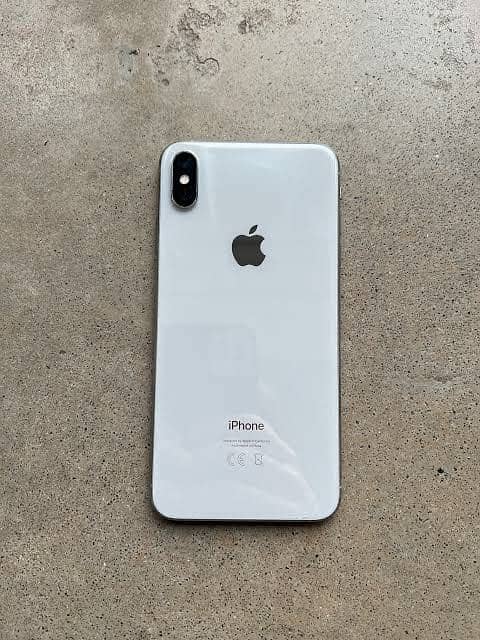 Apple iPhone XS Max 0