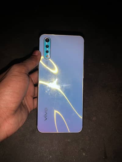 Vivo S1