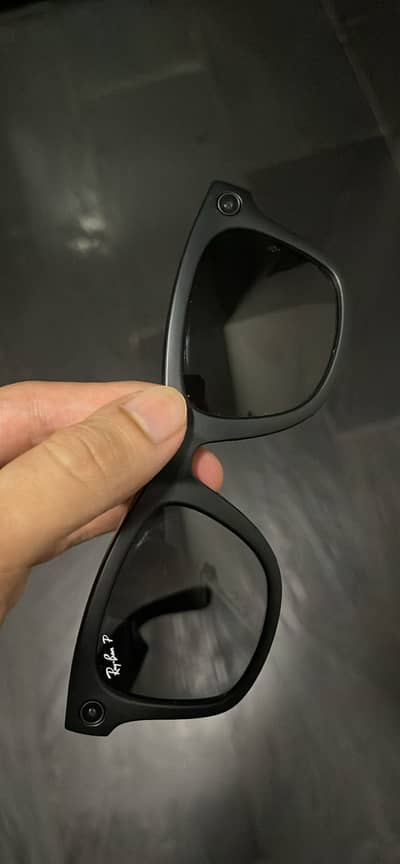 Meta glasses raybans wayfers polarised sunglasses