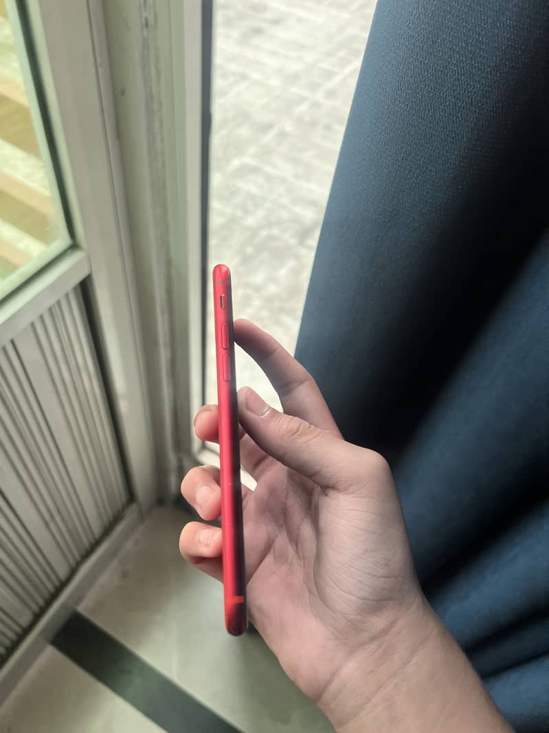Apple iPhone SE 6