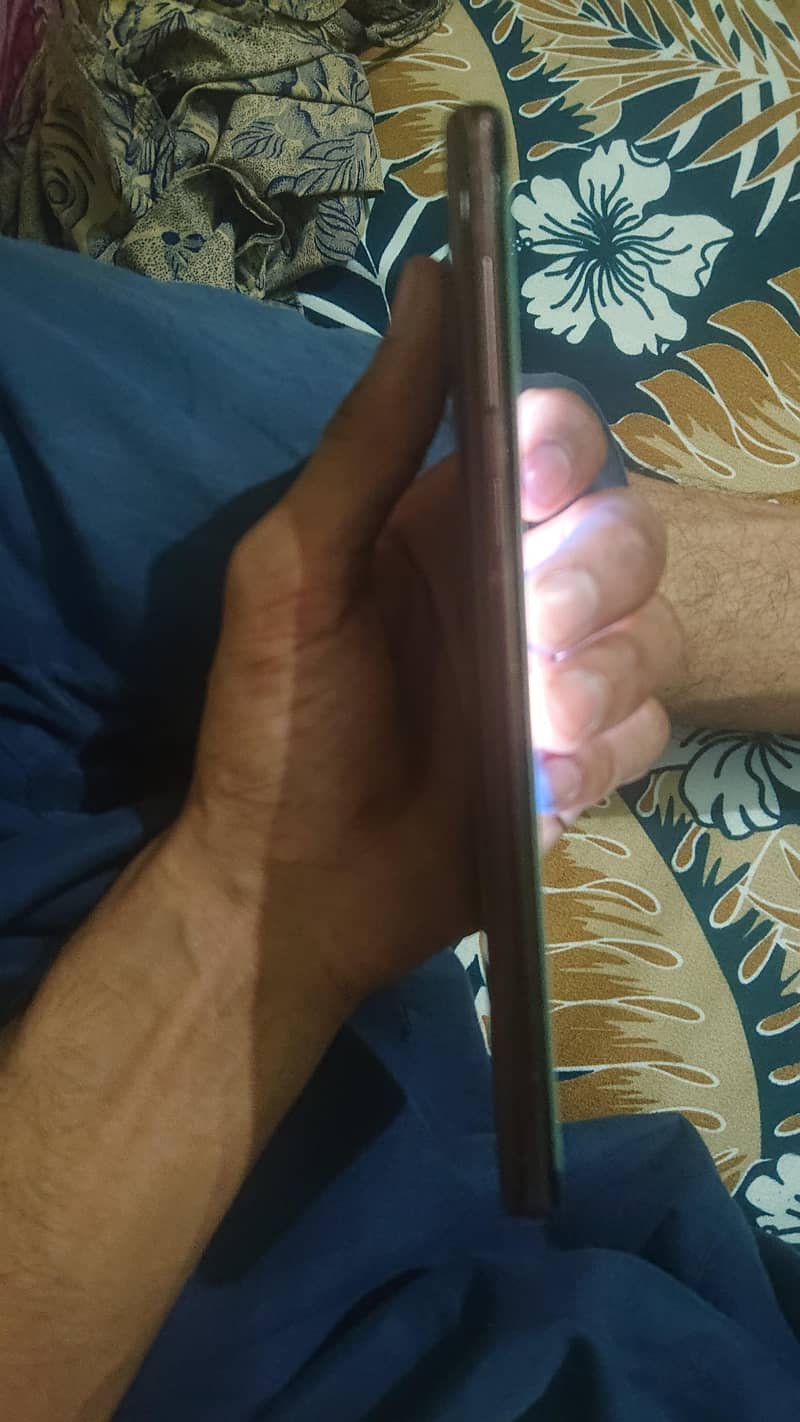 Samsung Mobile Note 9 5