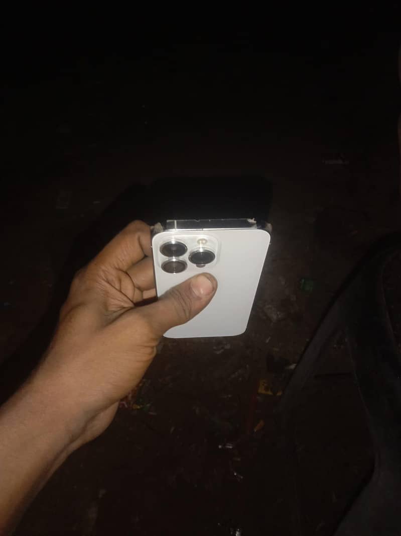 iphone 13 pro 1