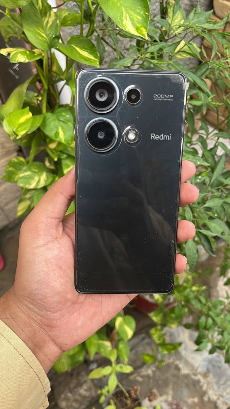 Xiaomi Redmi Note 13 Pro 1