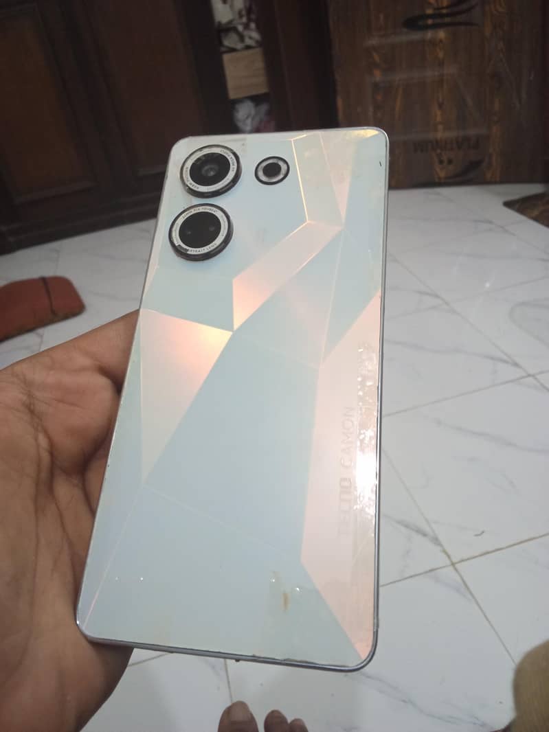 Tecno CAMON 20 Pro 1