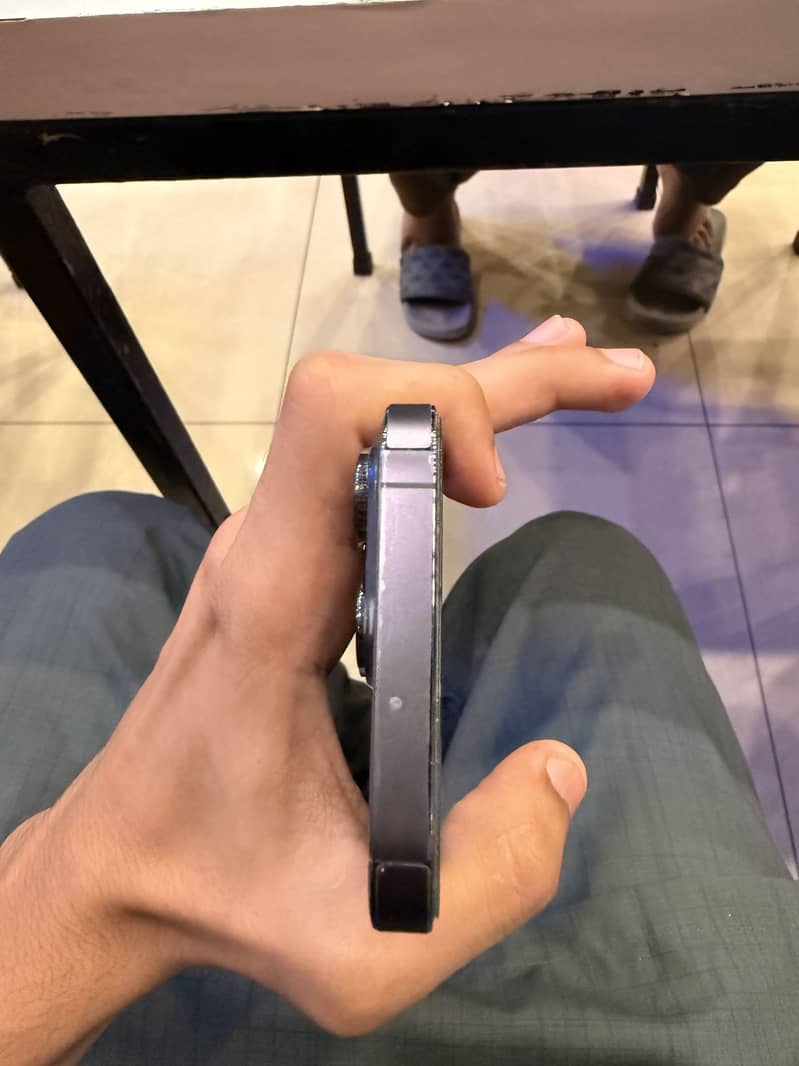 Apple iPhone 14 Pro 3