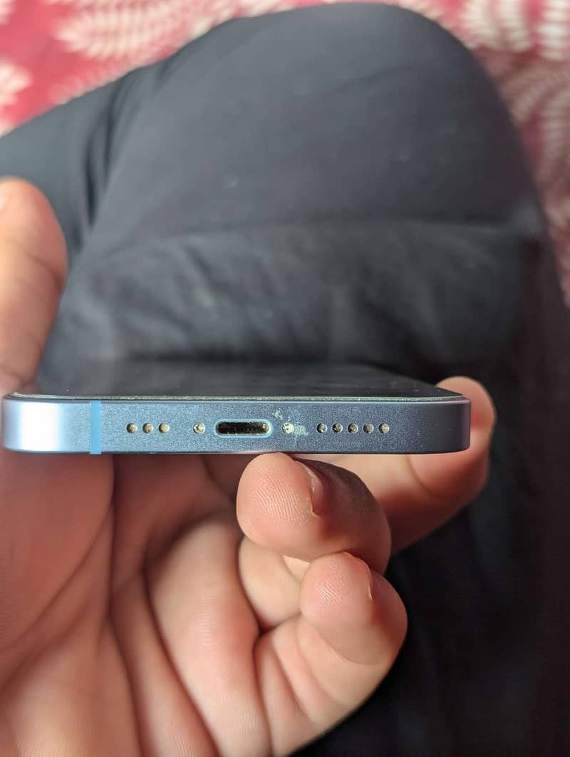 Apple iPhone 14 3
