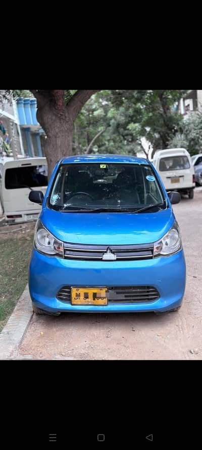 Mitsubishi Ek Wagon 2013