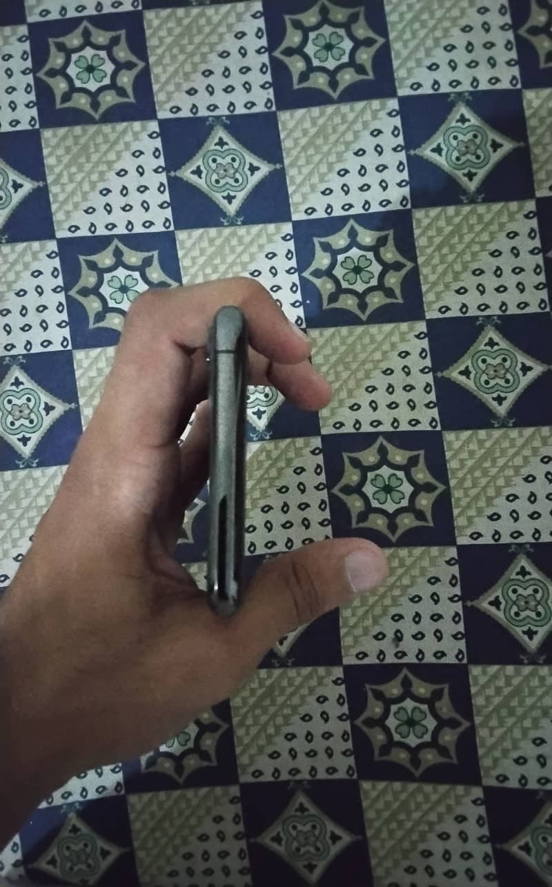iPhone 11 Pro Max 1