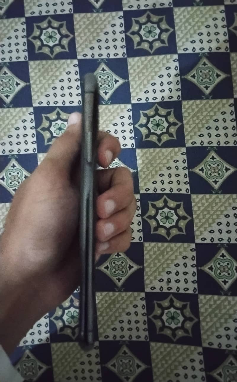iPhone 11 Pro Max 2