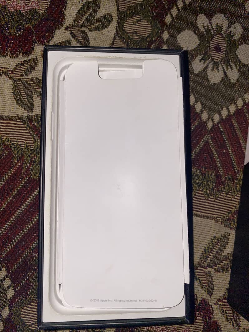 iPhone 11 Pro Max 6