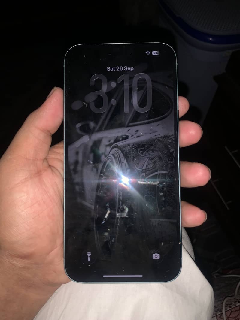 Apple iPhone 16 Plus 0