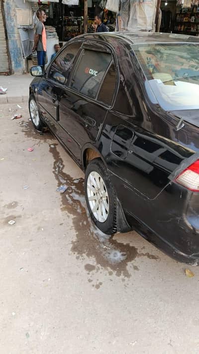 Honda Civic EXi 2005