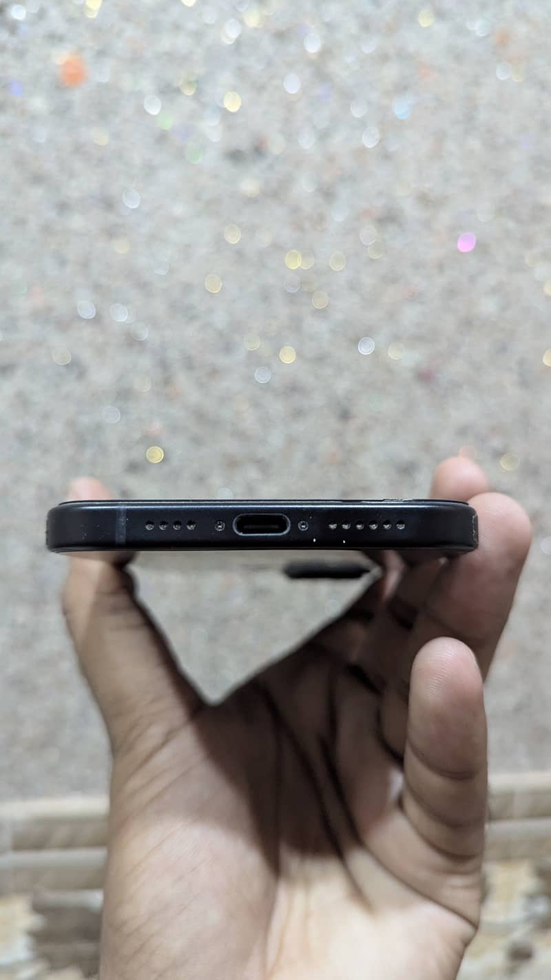 Apple iPhone 15 plus 0