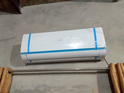 1.5 tan ka AC hai friend new hai