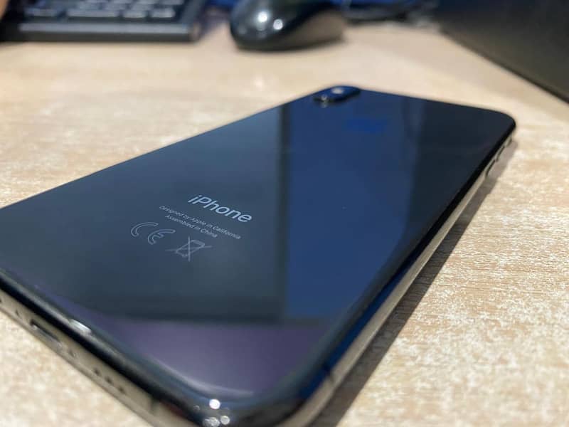 Apple iPhone XS 2