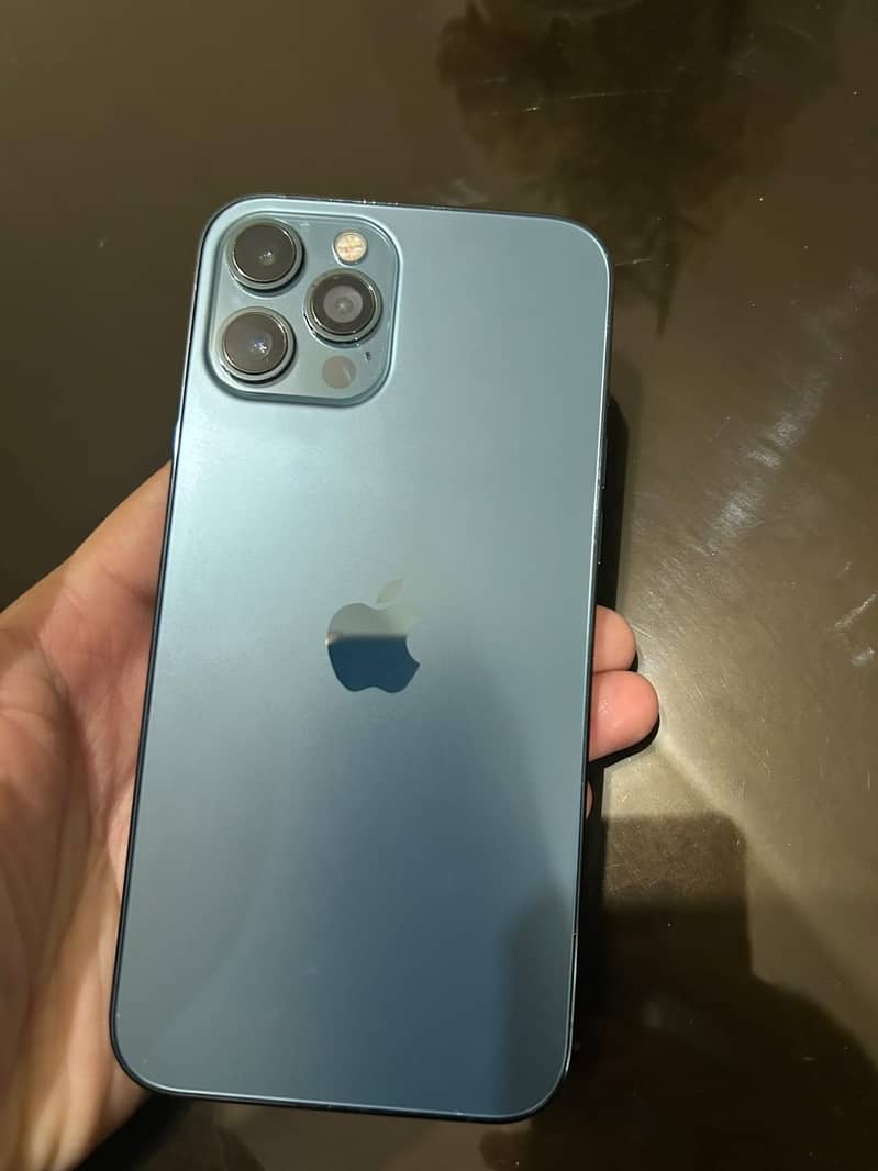 Apple iPhone 12 Pro Max 4