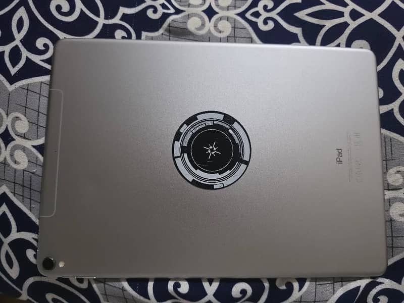 iPad Pro (10.5-inch) 2017 model 2
