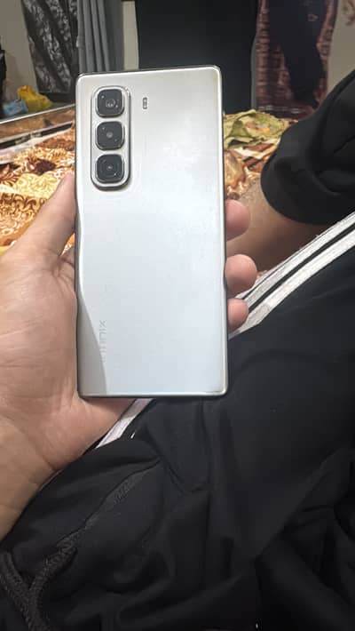 Infinix Hot 50i