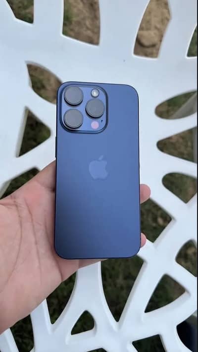 iPhone 15 Pro jv blue / 128