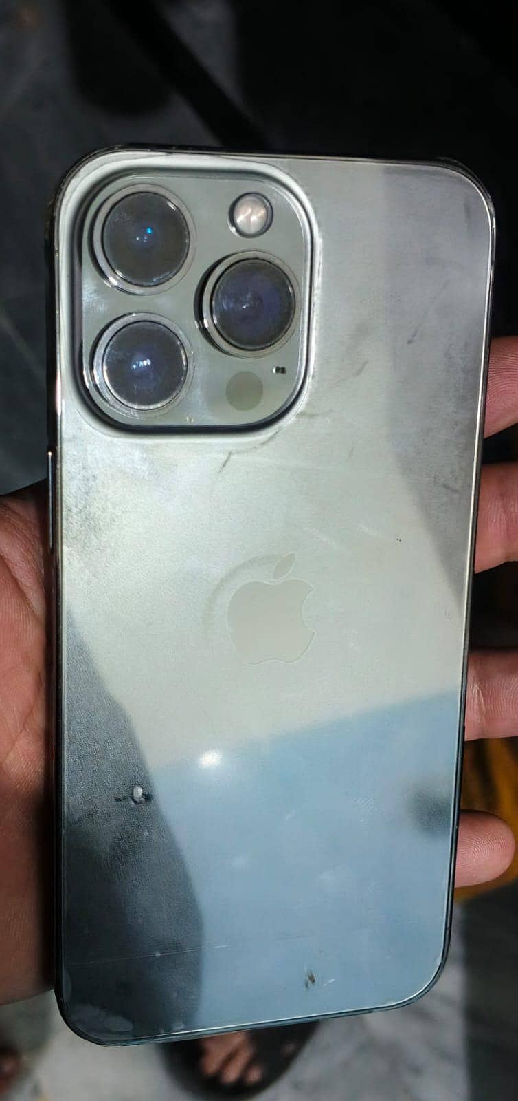 Apple iPhone 13 Pro 2