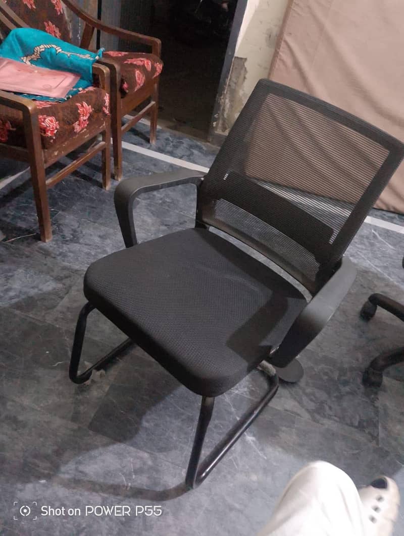 Table and chairs 3