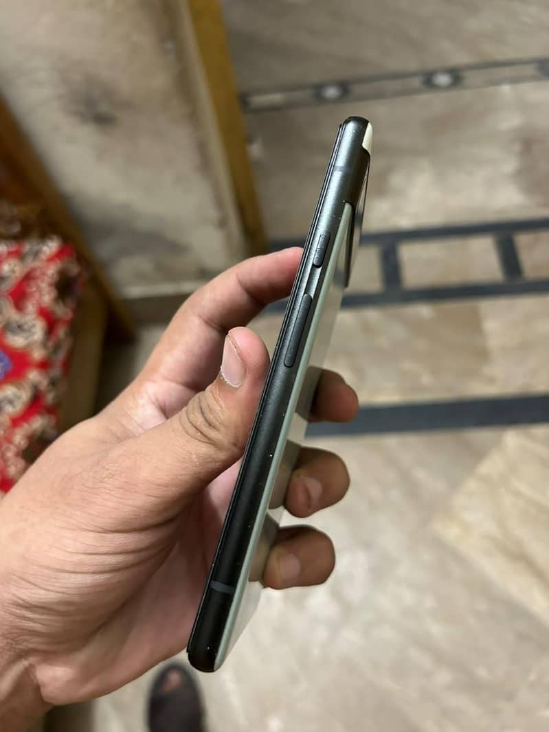 Google Pixel 6a 4