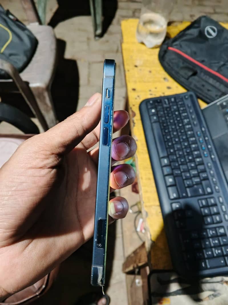 iphone 12 2