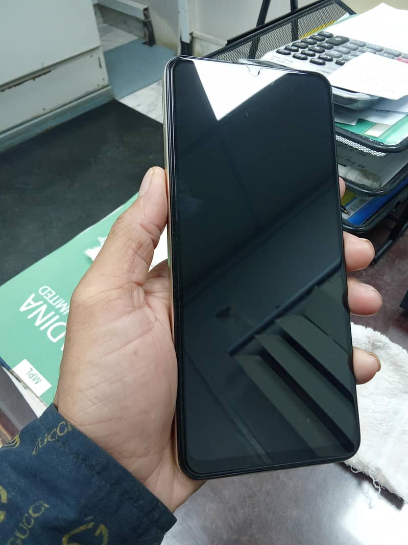 Realme Note 70 4