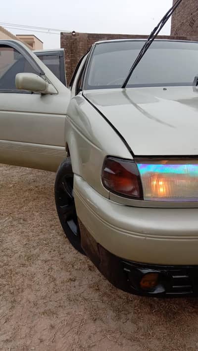 Nissan Sunny 1993