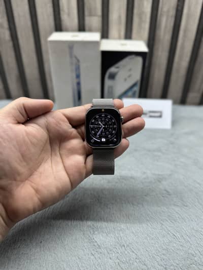 Series 11 | 46mm | Titanium | 100% | Under Warranty | Apple Watch